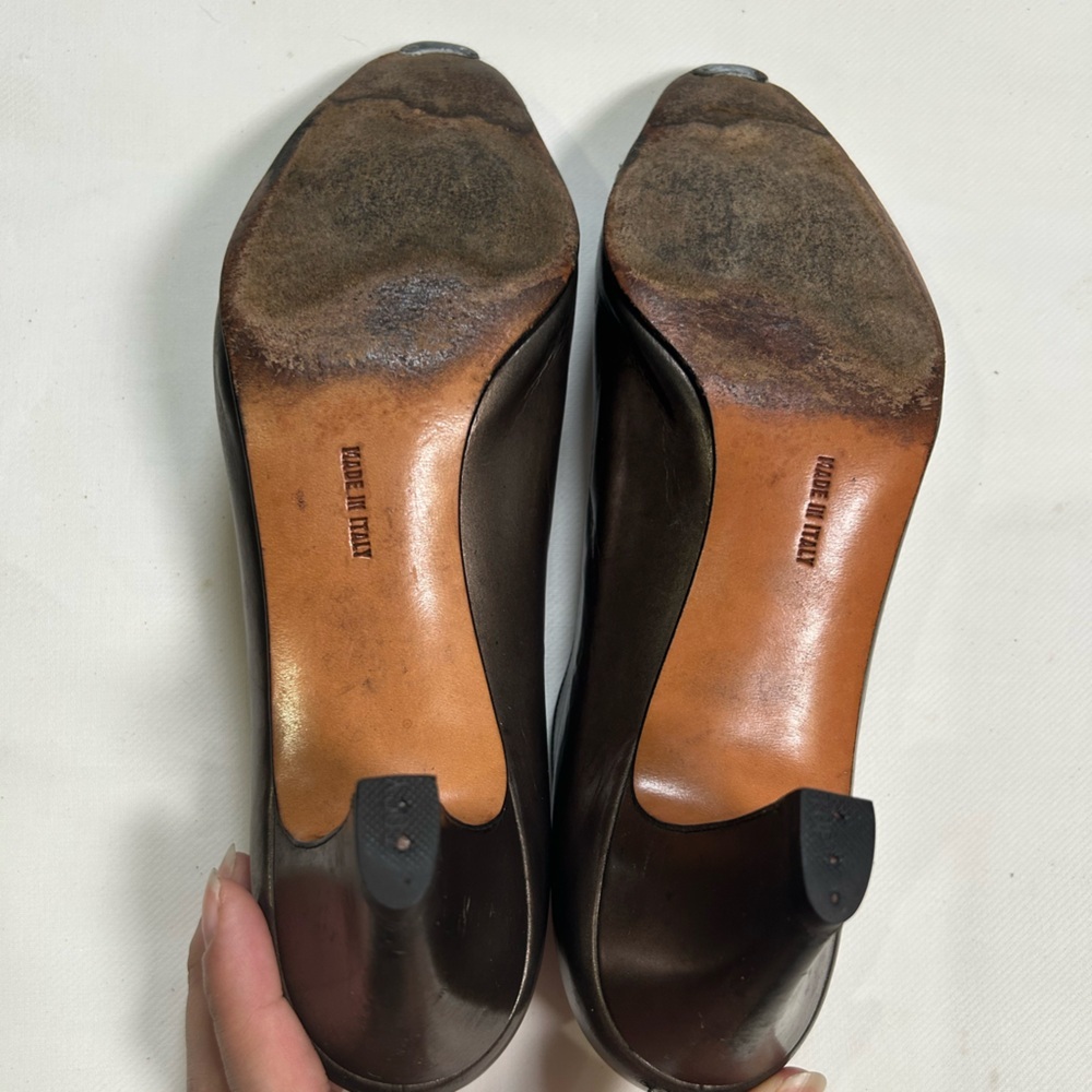 Vintage Salvatore Ferragamo two tone metallic pointed toe heels - Picture 4 of 10